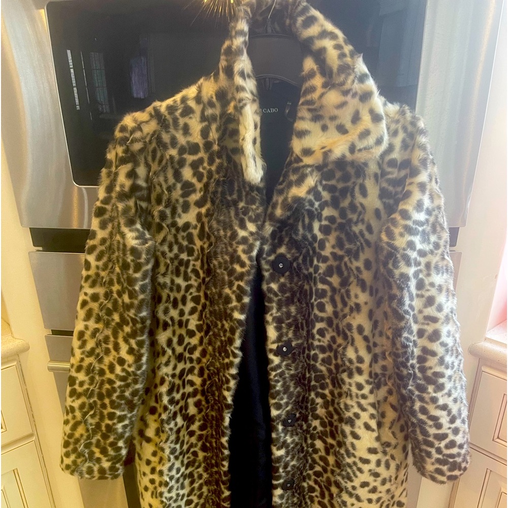 Leopard Dolce Cabo faux fur coat